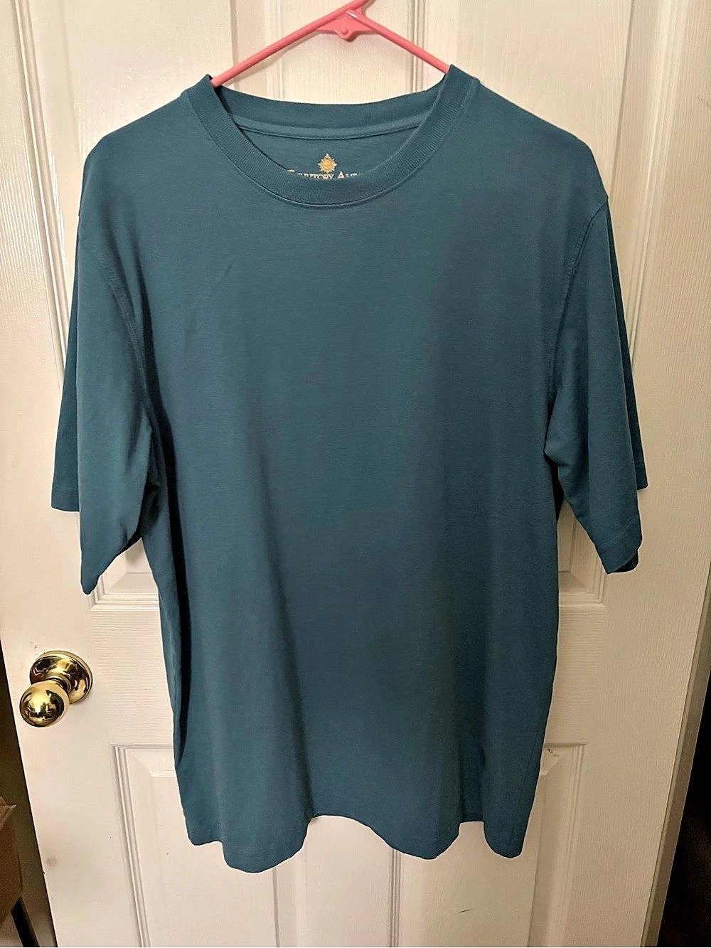 Territory Ahead Cotton Short Sleeve Tee in Green Size Medium